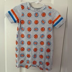 New York or Nowhere Knicks baby romper (12-18m) - NWOT